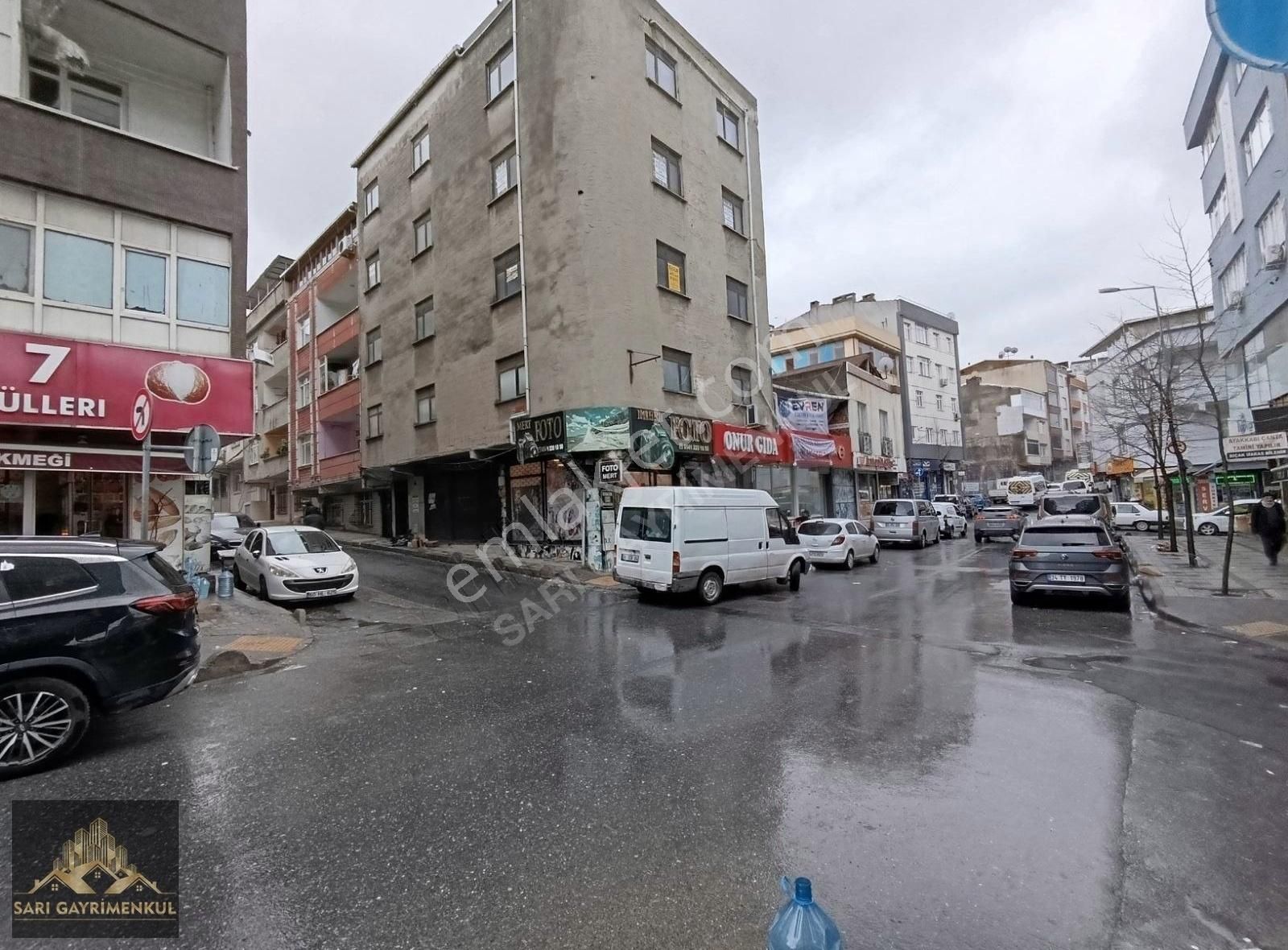 İstanbul Bağcılar Kiralık İşhanı Katı Sarı Gayrimenkulden Kiralık 120 Metrekare İşhanı Katı