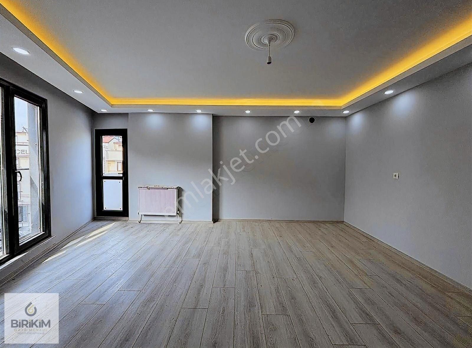 Darıca Nenehatun Satılık Daire Nenehatun Mahallesinde 2+1 135m2 Çok Geniş Dublex Daire