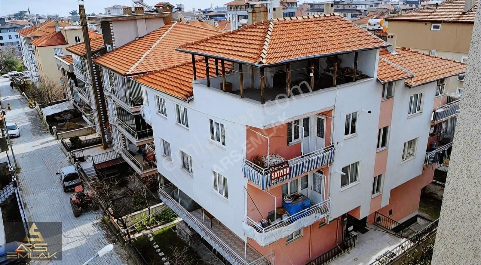 Buldan Cumhuriyet Satılık Daire Ars'den Satılık Fırsat Buldan Cumhuriyet 120 M2 2+1 Doğalgazlı