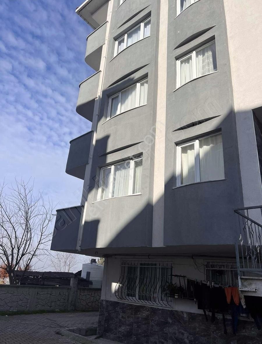 Arnavutköy Fatih Satılık Daire Taşoluk Fatih Mah. Ana Çad. Üzerinde Site İçi 3+1 Daire