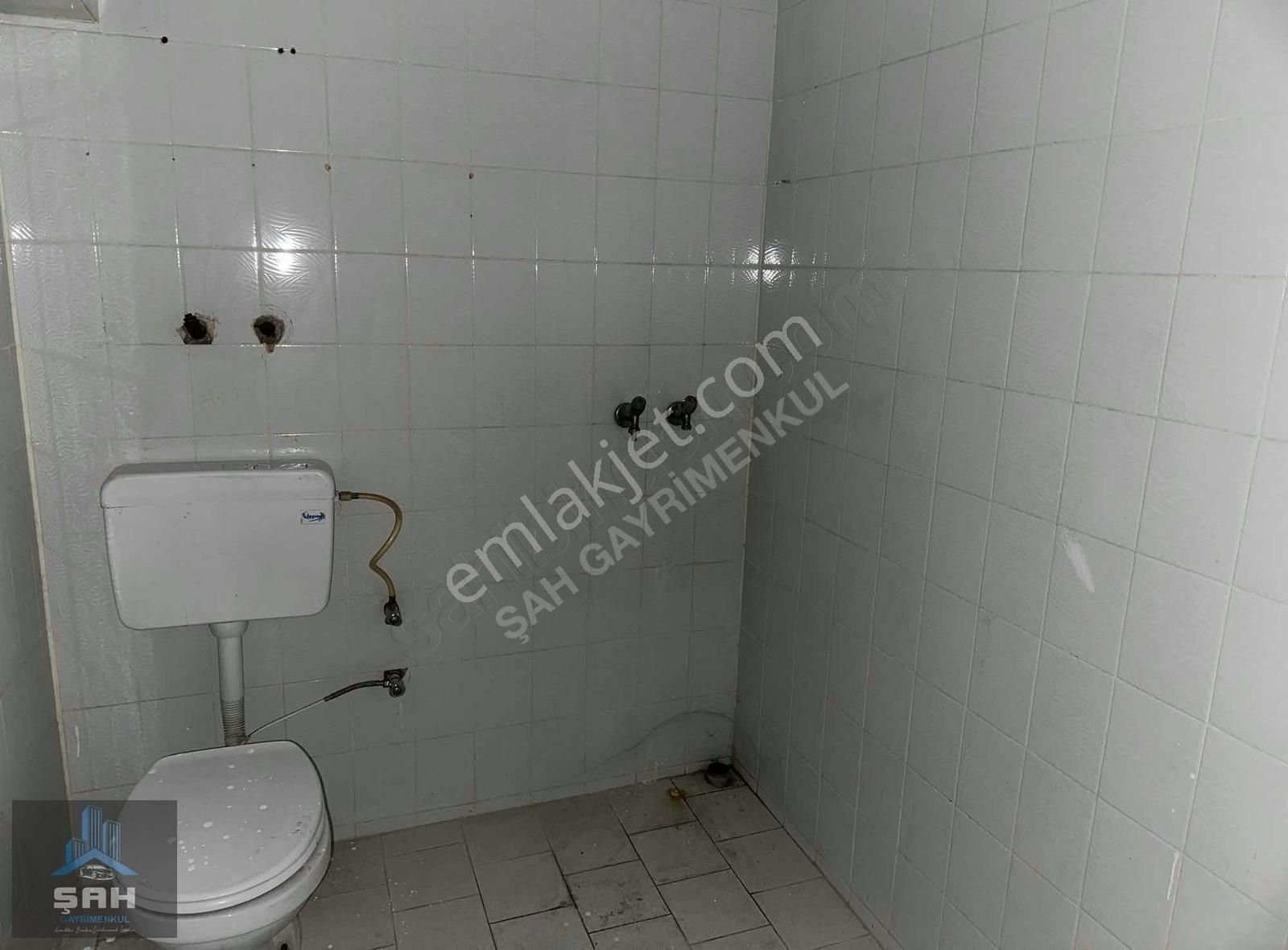 Alaşehir Yenice Kiralık Daire Şah'tan Askerlik Şubesi Karşısında 3+1 Kiralık Daire