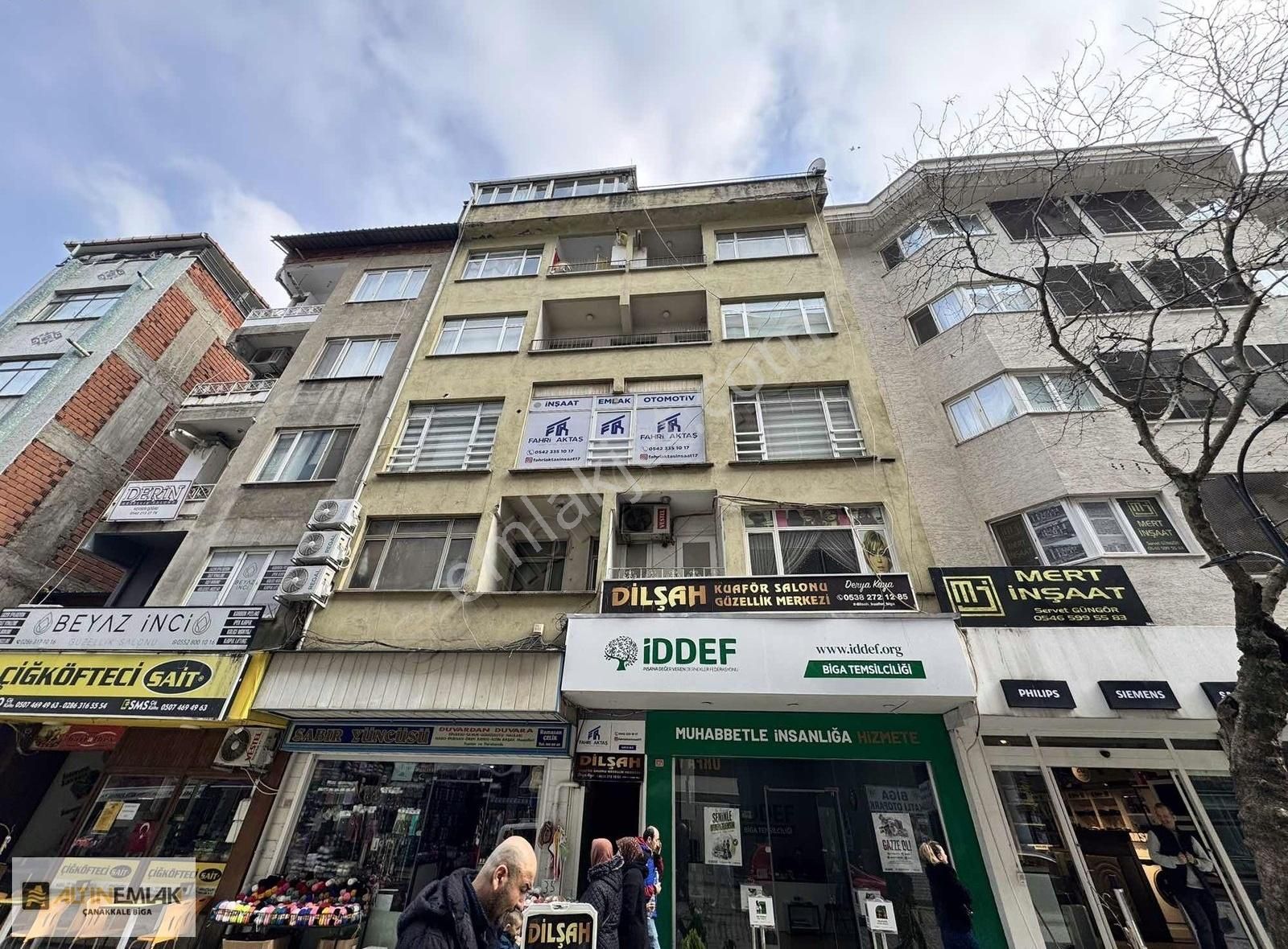 Biga Sakarya Satılık Daire Biga Altın Emlak Temsilciliğinden 140m2 Harika Bir Daire