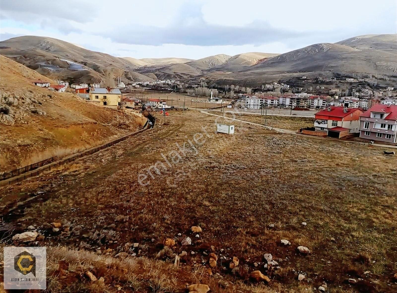 Bayburt Merkez Şingah Satılık Konut İmarlı Şingah Mahallesi İmamhatip Lisesi Bölgesinde Satılık 520 M2 Arsa