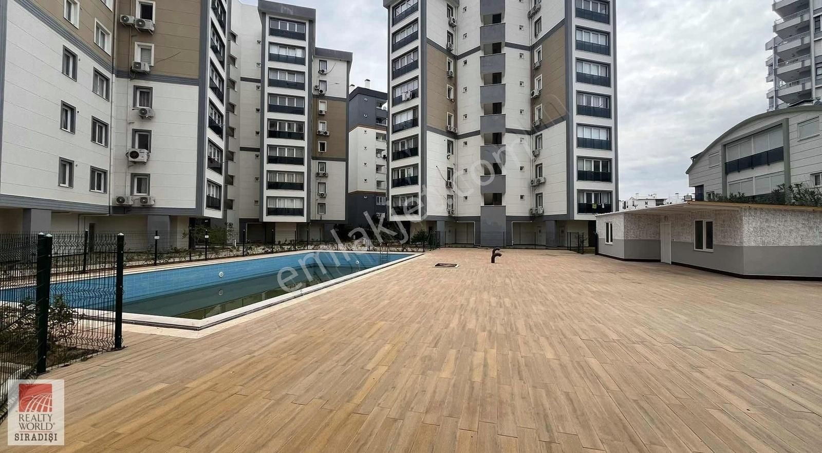 Muratpaşa Güzeloba Kiralık Daire Lara Yuvam Kent Sitesinde Kiralık 1+1 Daire