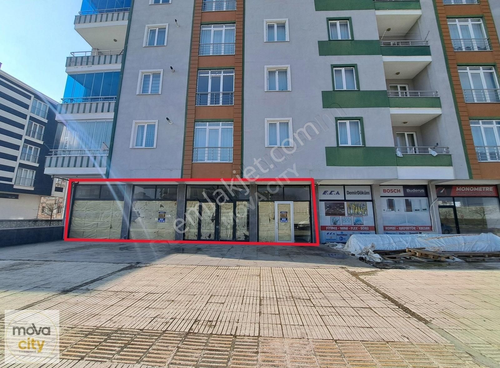 Çorum Merkez Ulukavak Kiralık Dükkan & Mağaza Çiftlik Caddesi Kavşağında Kiralık Dükkan