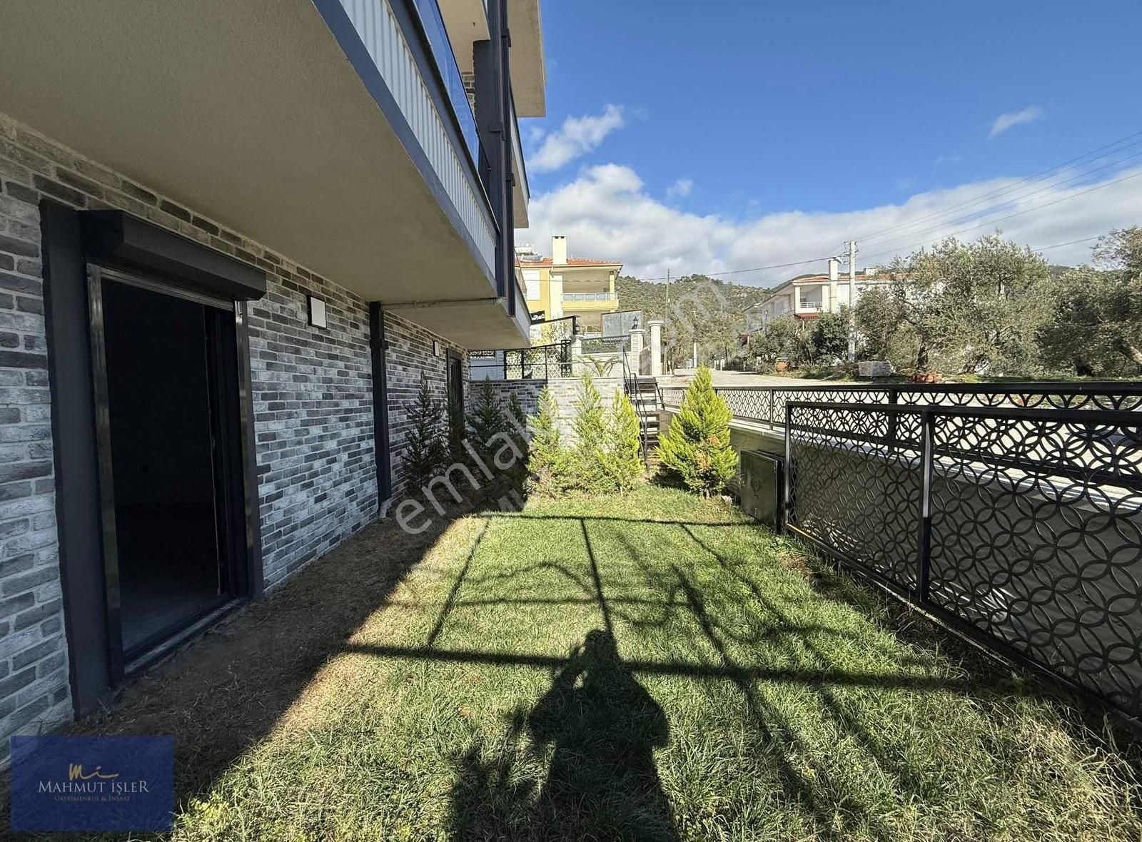 Altınoluk Merkezde Satılık Deniz Manzaralı 5+1 Süper Lüks Villa - Görsel 2