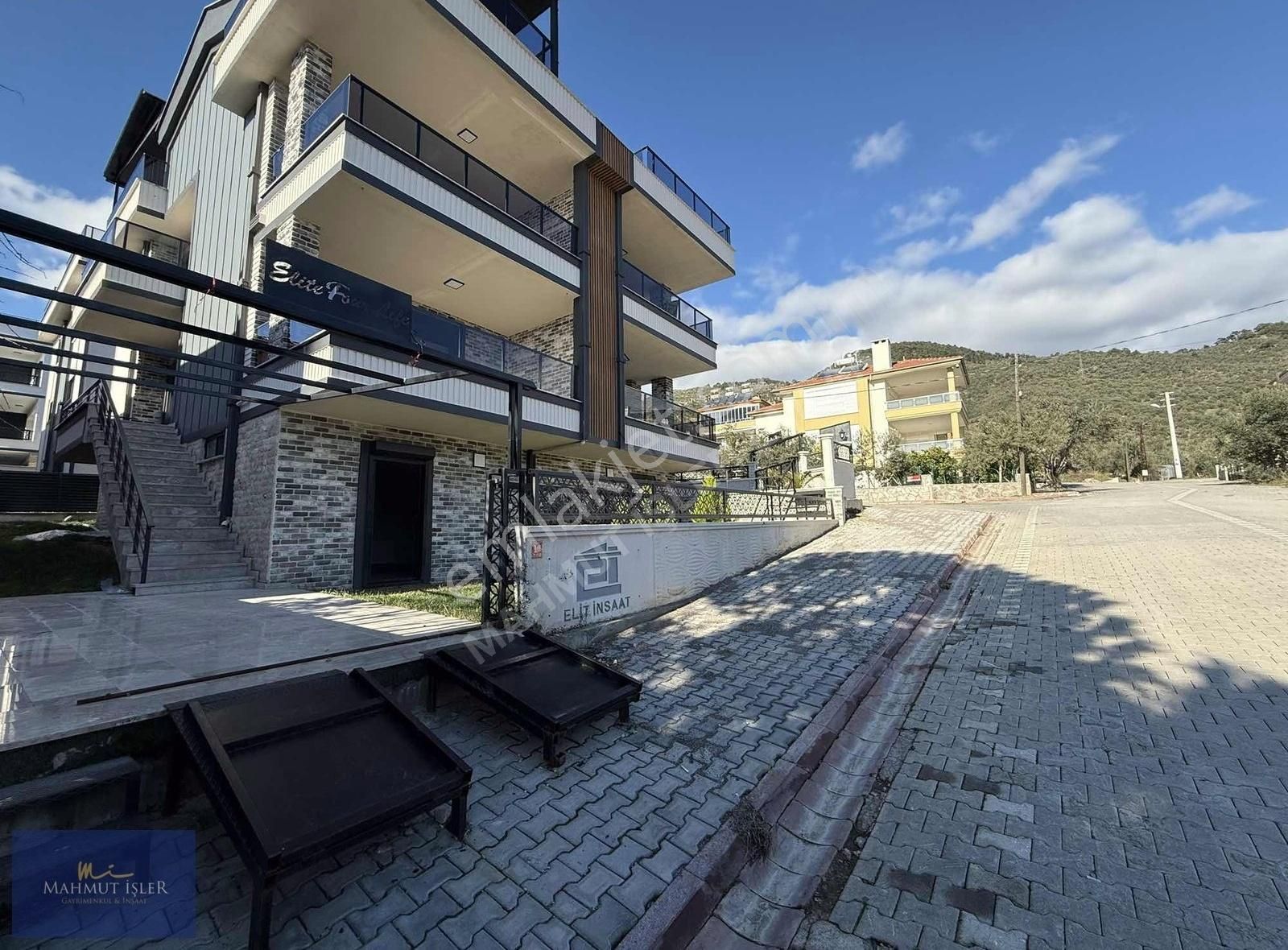 Altınoluk Merkezde Satılık Deniz Manzaralı 5+1 Süper Lüks Villa - Görsel 9