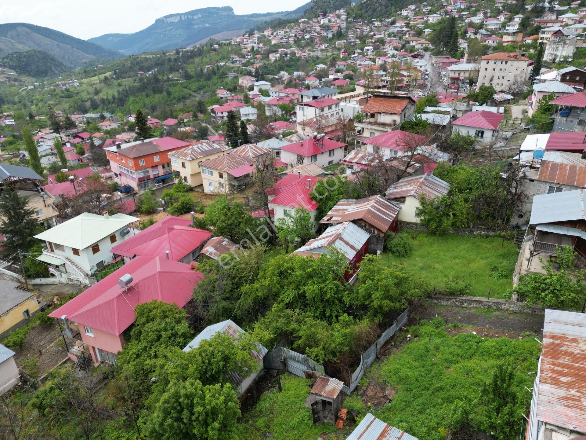 Bm"den Fındıkpınarında Merkezde 156+142m2 İmarlı Arsa