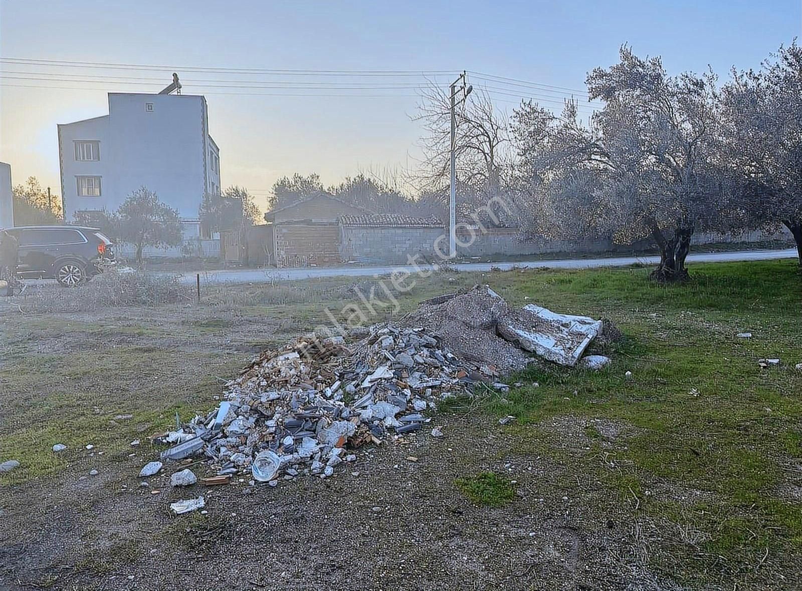 Akhisar Seyit Ahmet Satılık Konut İmarlı Dostlardan Seyitahmetde Arsa