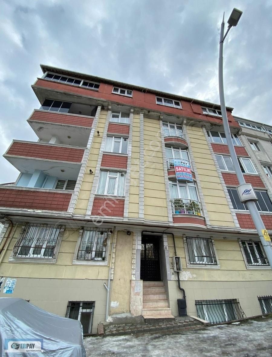 Sultangazi Uğur Mumcu Satılık Daire Erpay İnşattan U.mumcu Mah 2+1 120m2 Fırsat 2.kat Göbek Daire