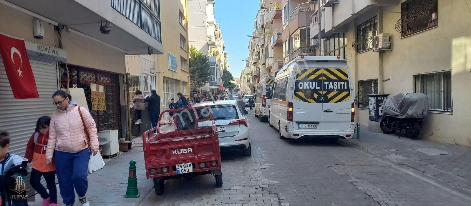 Karşıyaka Donanmacı Kiralık Dükkan & Mağaza Karşıyaka Donanmacılar Mah 30 M2 Wc'li Dükkan Çarşı Yakını