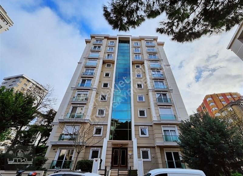 Kadıköy Suadiye Satılık Daire Suadiye'de Bağdat Caddesine Yakın 110m² 2+1 Satılık Daire