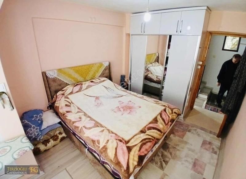 Terzioglu"ndan Cemil Temelde Satılık Müstakil 4+1 Forleks Ev - Görsel 13