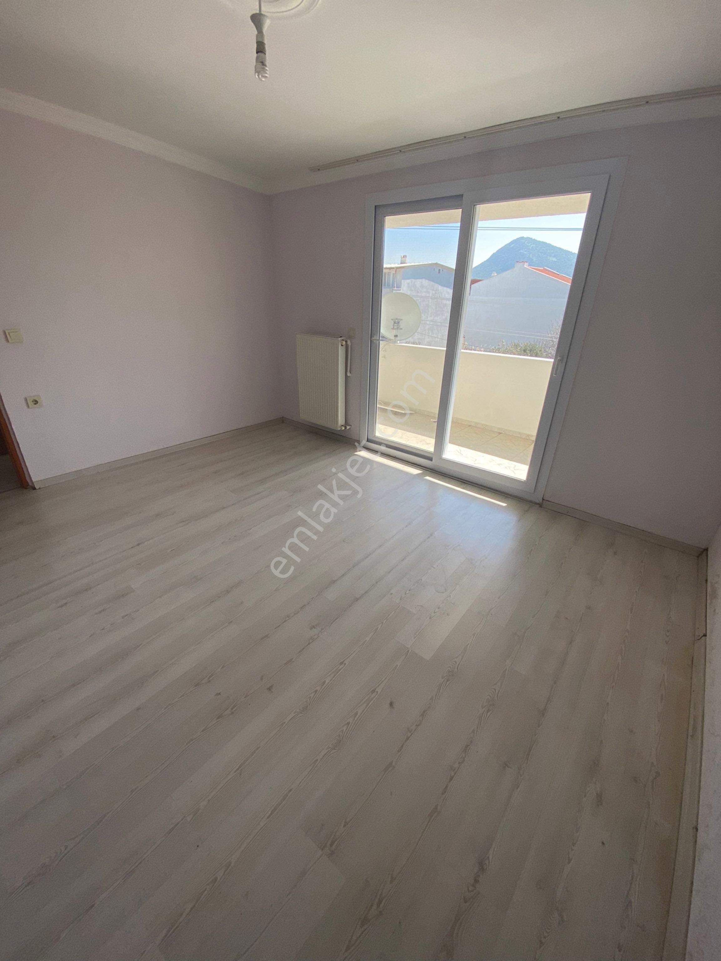 Zeytinalanı’nda Merkezi Konumda 3+1 Doğalgazlı Geniş Daire… - Görsel 7