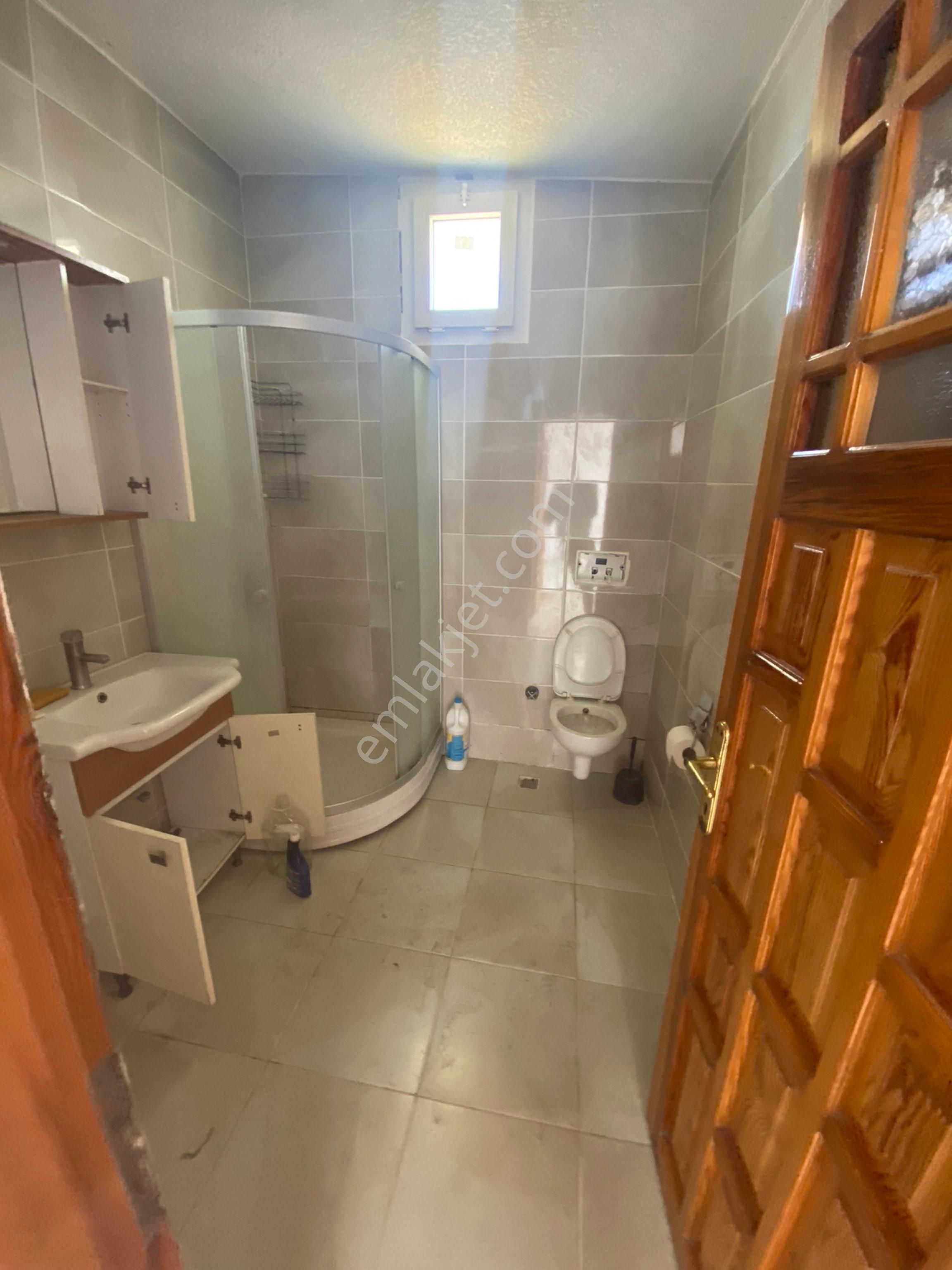 Zeytinalanı’nda Merkezi Konumda 3+1 Doğalgazlı Geniş Daire… - Görsel 9