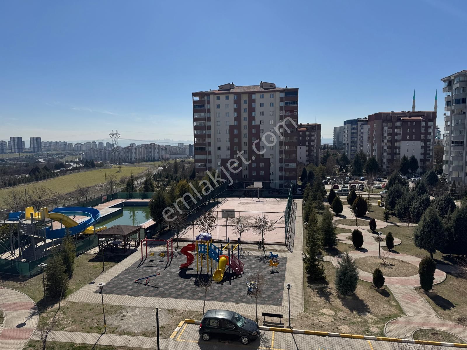 Yenimahalle Ata Satılık Daire Eren Gayrimenkul'den Tekirdağ Park Evlerinde Arakatta 3+1 Satılık Daire