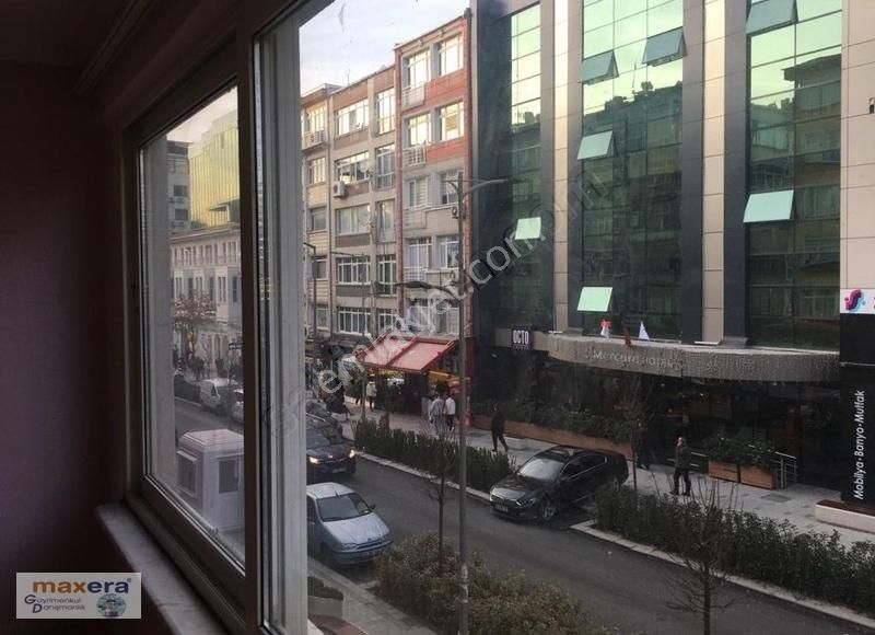 Bakırköy Sakızağacı Kiralık Apartman Dairesi İstanbul Caddesi Üzerinde 2.kat 1+1 Ön Cephe Ofis Büro