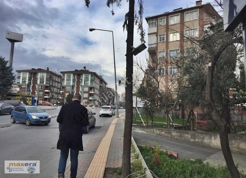 Bakırköy Zuhuratbaba Satılık Daire Devlet Hastanesi Karşısı Boşaltıldı 88m2 2+1 Katta Tek Daire