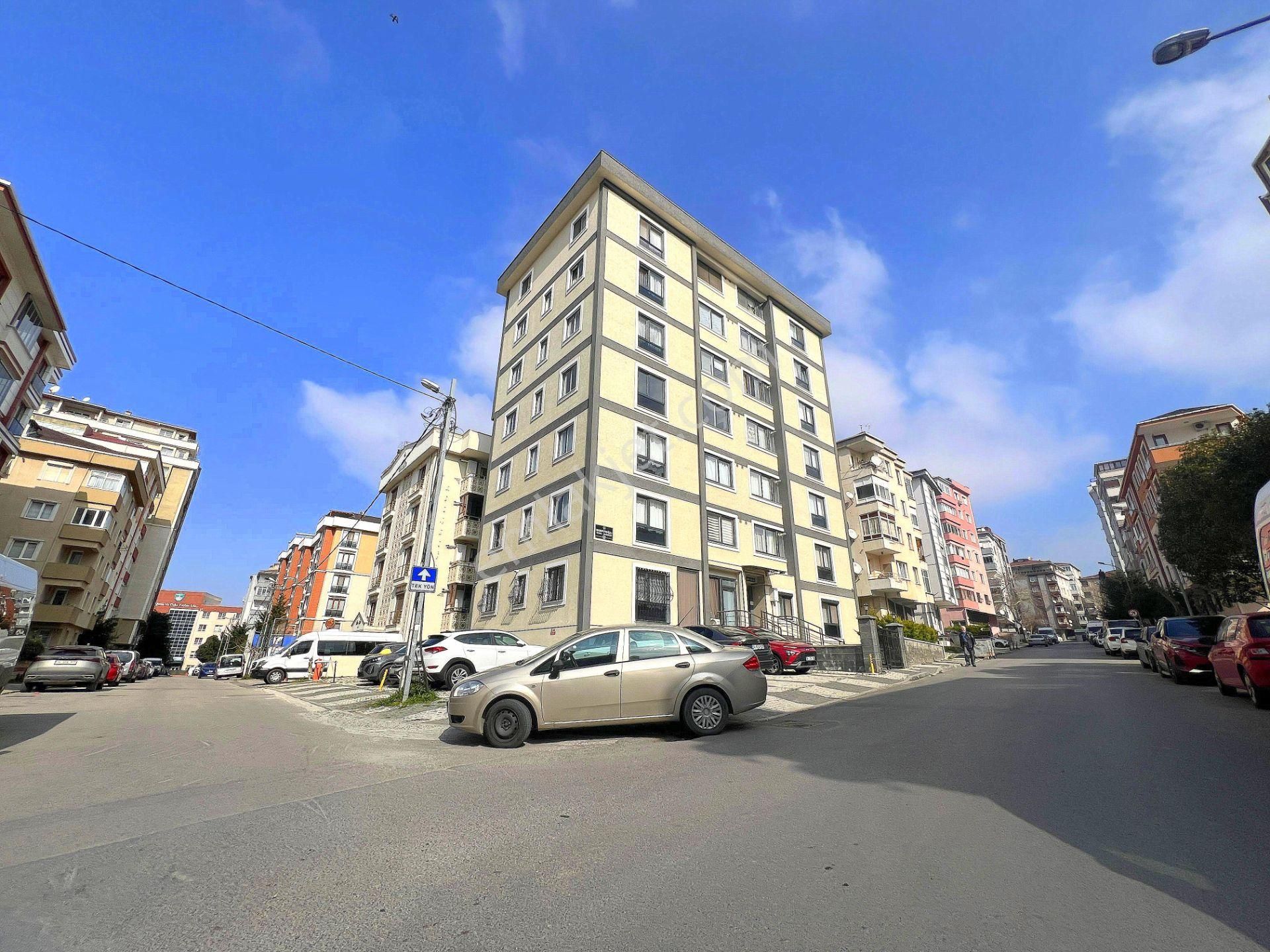 Maltepe Cevizli Kiralık Daire ▃birikim▃ Cevizli'de Ulaşıma Yakın Prestijli Binada Ön Cephe 3+1