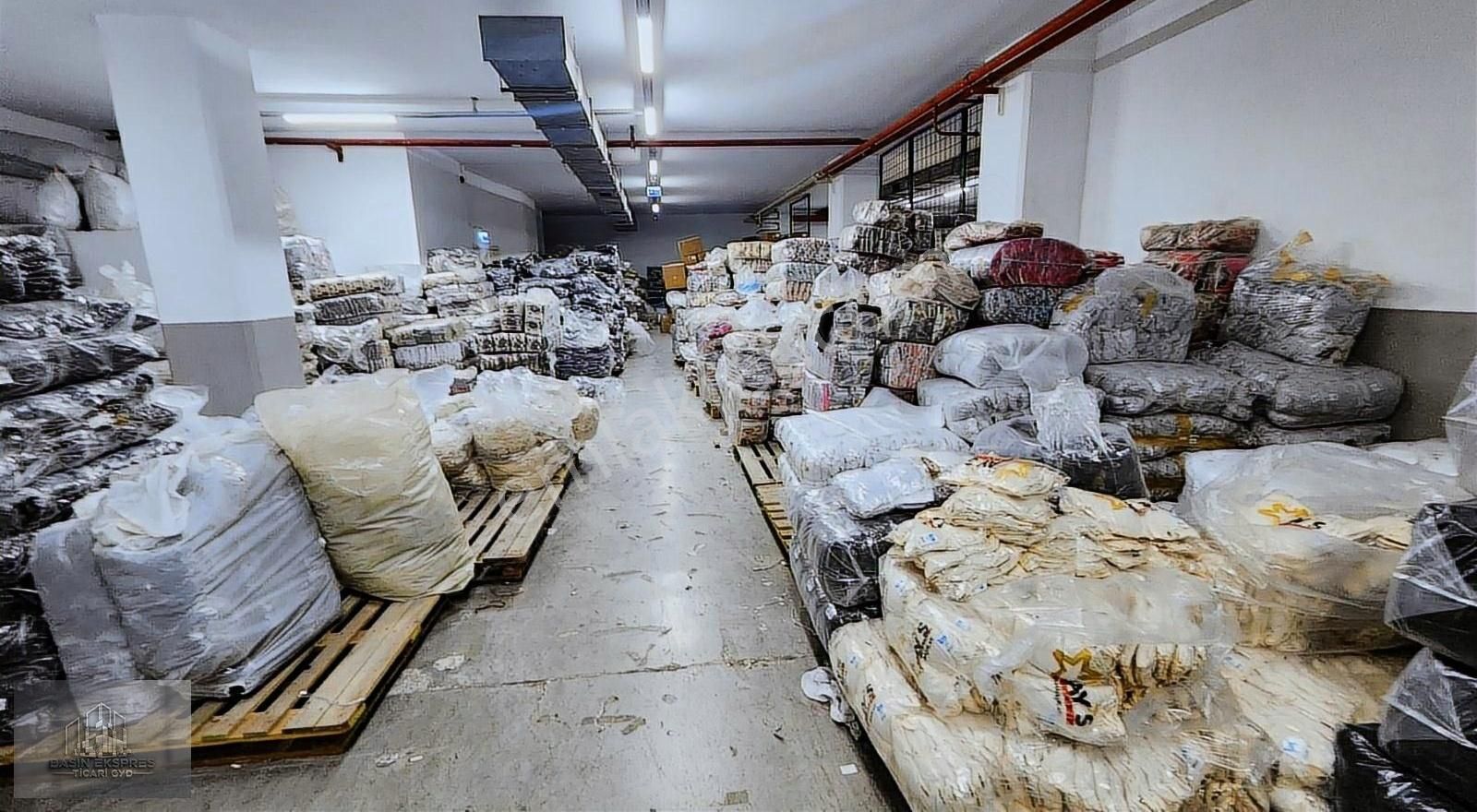 Bağcılar Mahmutbey Kiralık Fabrika Sulyapıdan 3000 M2 Kiralik İş Yeri Showroma Kesımhaneye Uygun