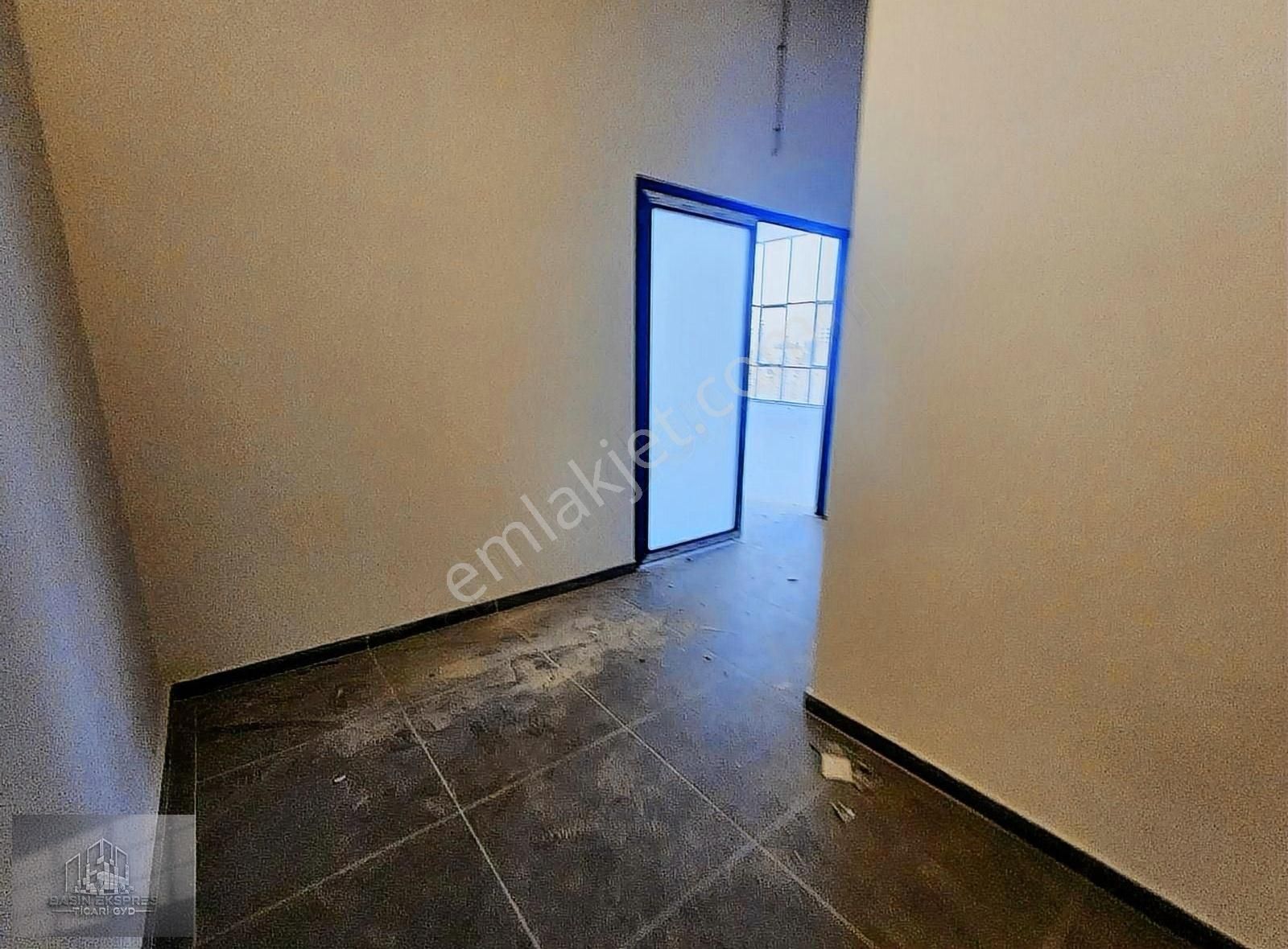 Sulyapıdan 3300 M2 3 Kat Depolama İmalata Uygun İş Yeri - Görsel 20