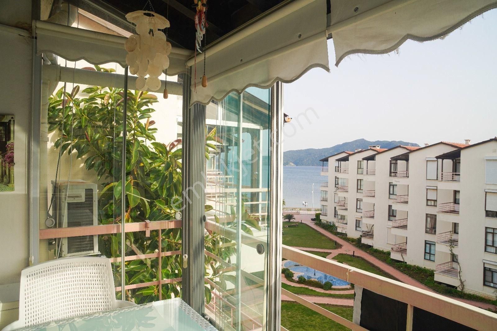 Marmaris Siteler Satılık Daire Marmaris Siteler Mahallesinde Özel Plajlı 2+1 Satılık Daire