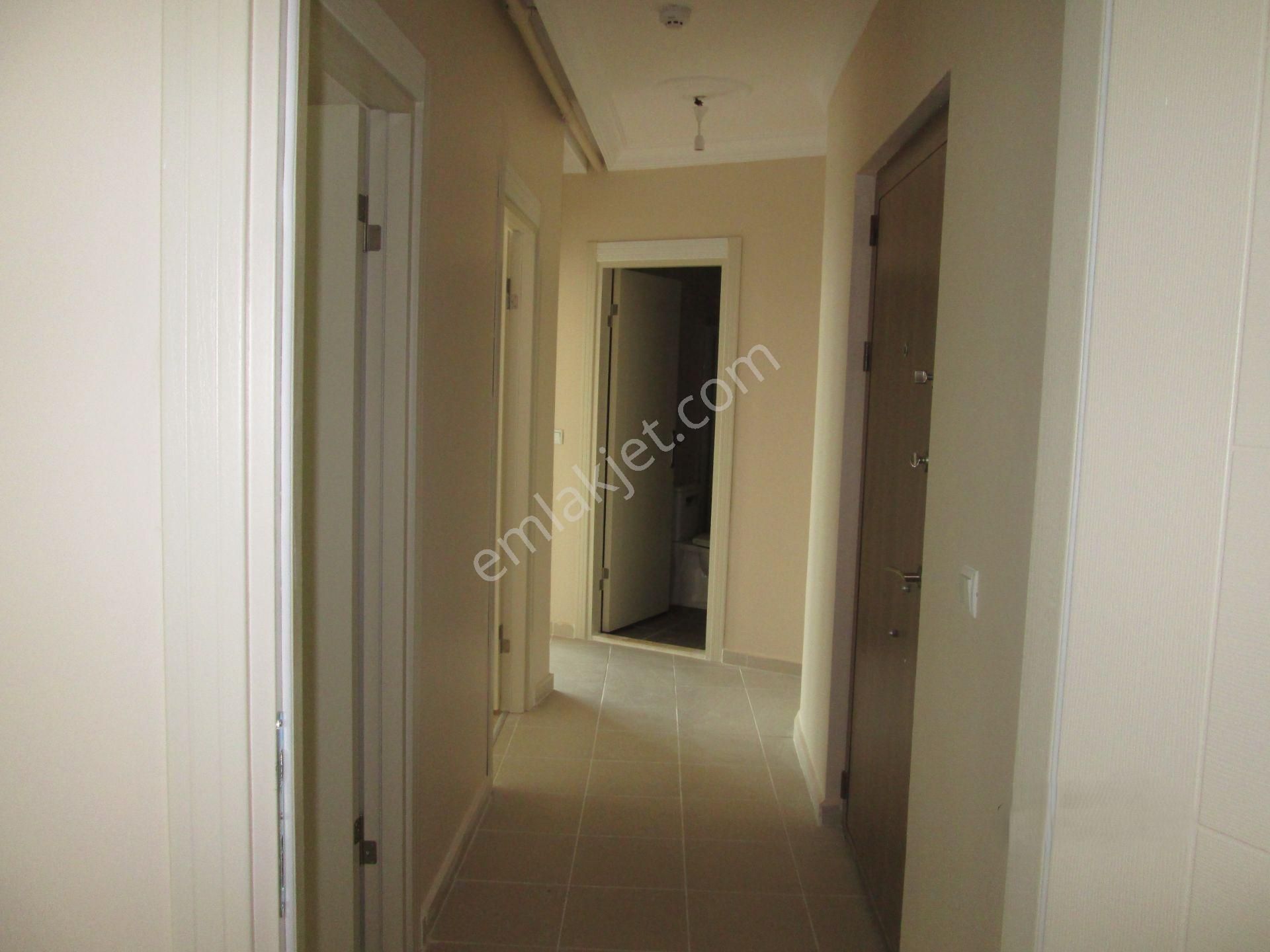 Esenyurt Yeşilkent Satılık Daire Sitede 2+1 Ferah Daire