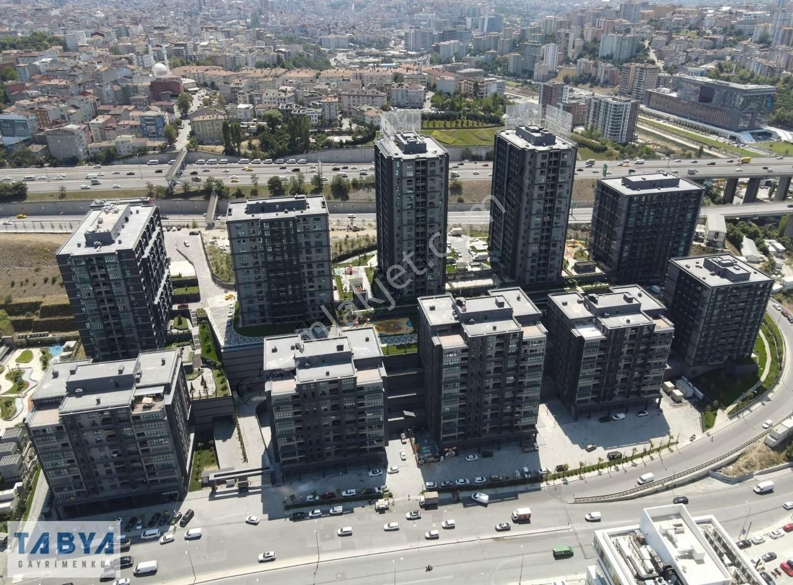 Kağıthane Seyrantepe Kiralık Dükkan & Mağaza Vadi İstanbul Avangart'da 420 M2 Kiralık Köşe Dükkan