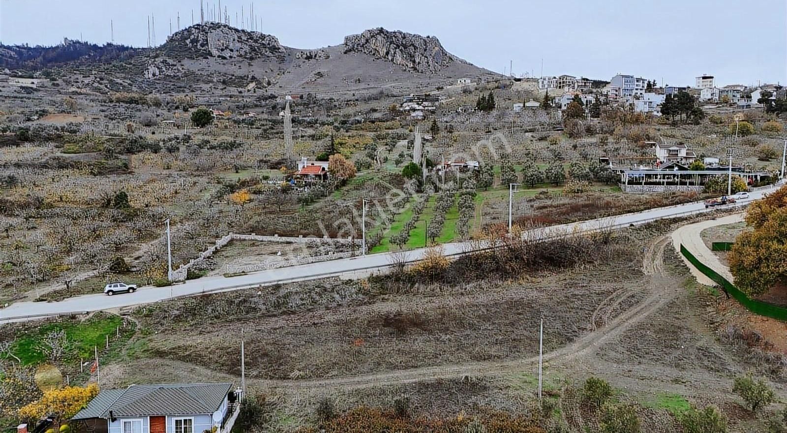 Gündoğdu Köyünde Ana Asfalt Üzeri İmar Dibinde Satılık Tarla - Görsel 4