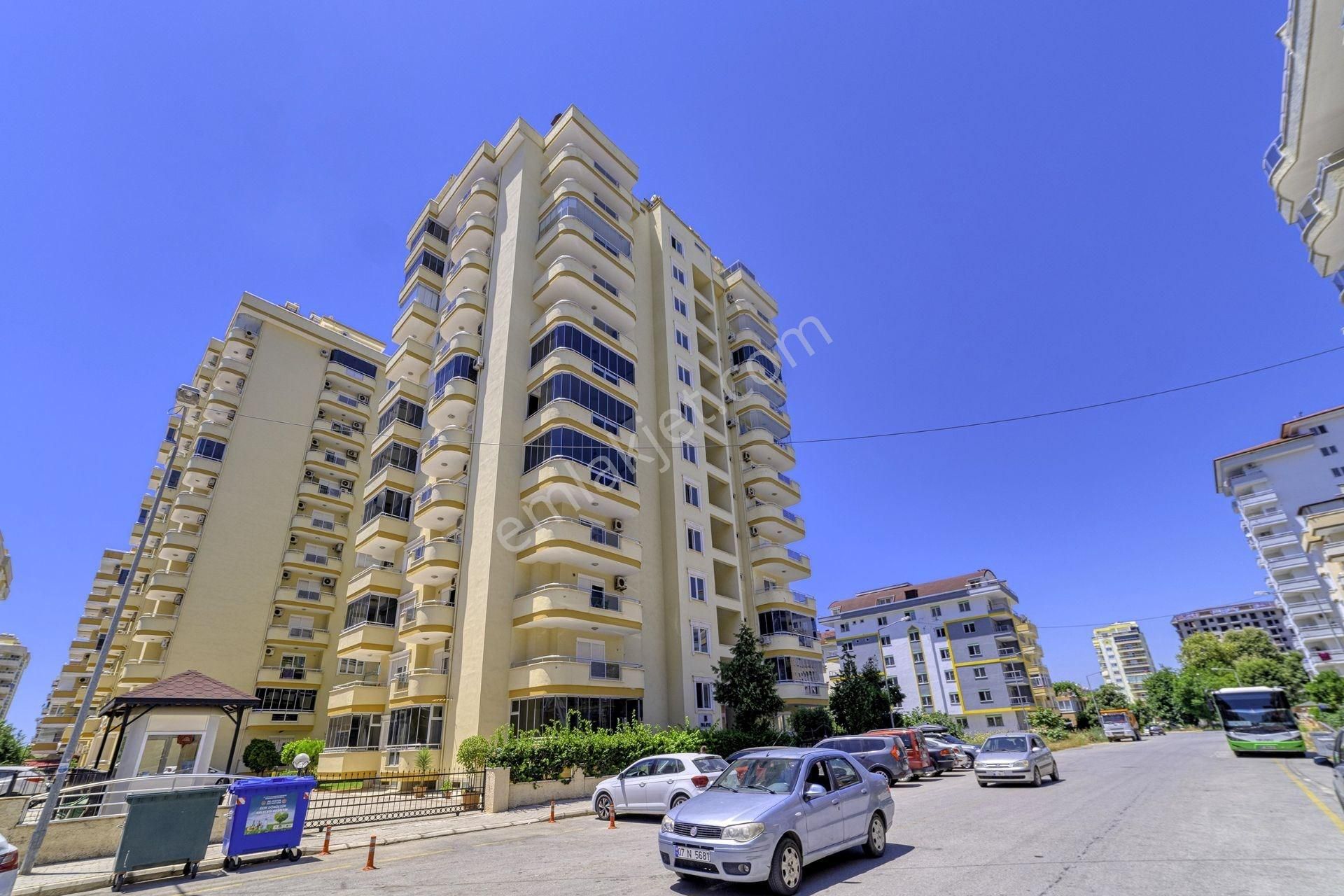 Alanya Mahmutlar Satılık Daire Alanya Mahmutlar 2+1 Site İçerisinde Modern Satılık Daire