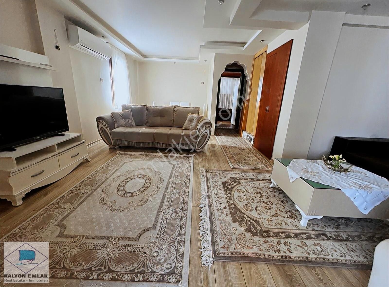 Alaçatı Sosyal Konutlarda Yenilenmiş Modern Eşyalı Villa - Görsel 10