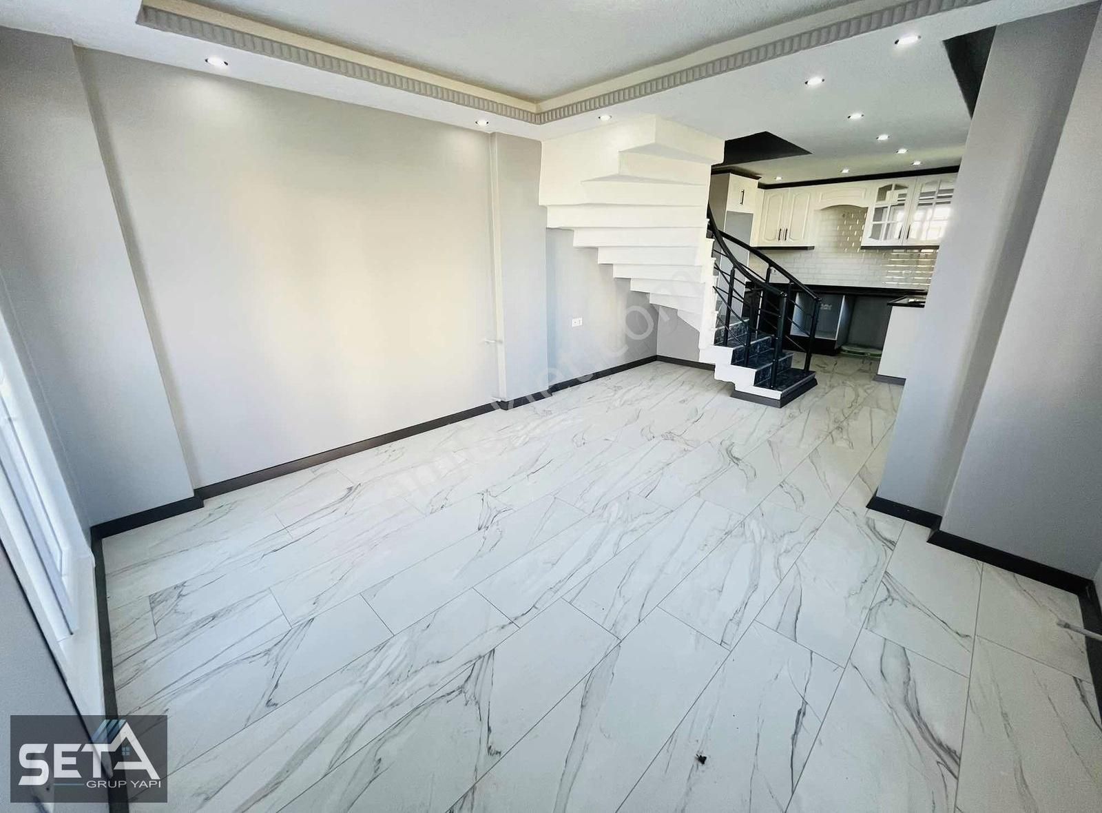 ▃▅▇seta Grup▇▅▃çok Geniş Bahçeli Lüks Tripleks Villa - Görsel 20