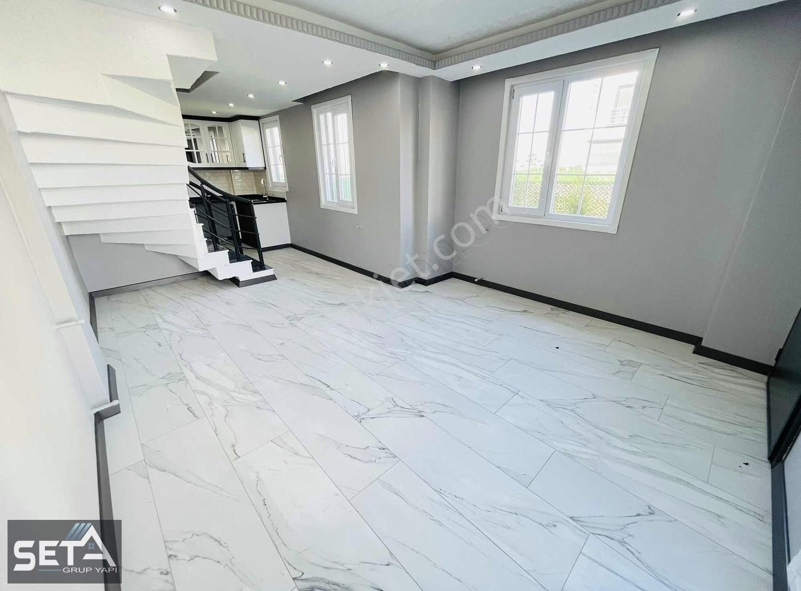 ▃▅▇seta Grup▇▅▃çok Geniş Bahçeli Lüks Tripleks Villa - Görsel 18