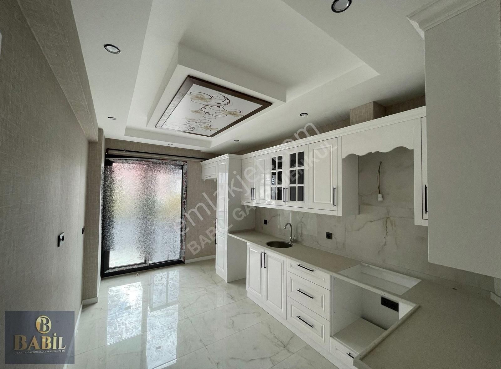 Babilden Naz Bayrakta 3+1 Ebeveyn Banyolu Arakat Sıfır Daire