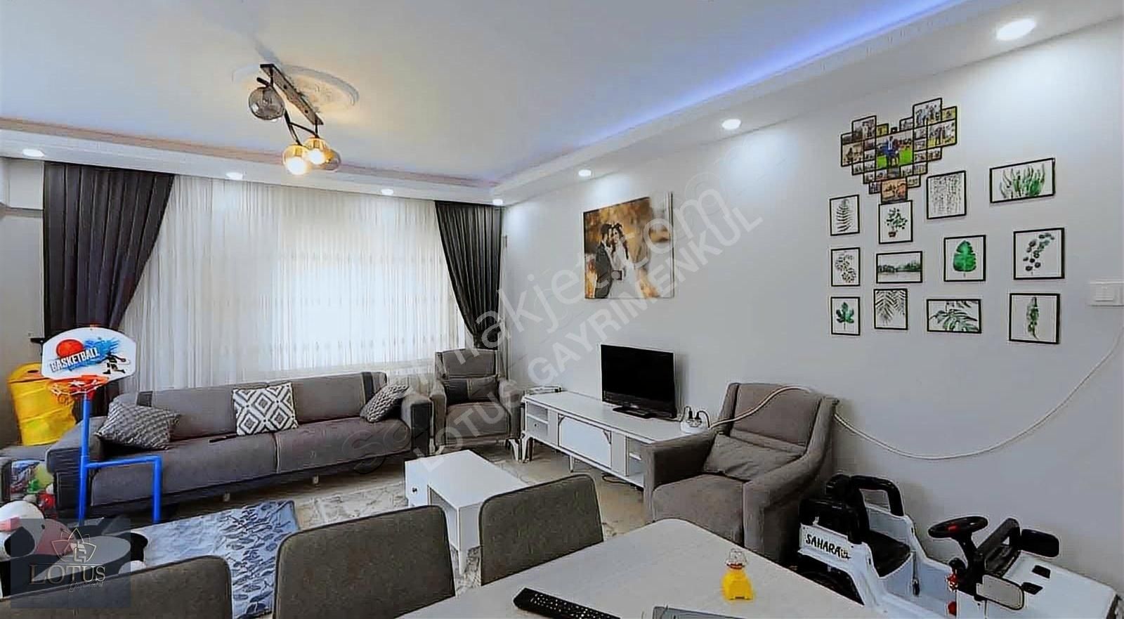 Derince Yavuz Sultan Satılık Daire Derince 60 Evlerde 3+1 Ara Kat 130 M2 Satılık Daire