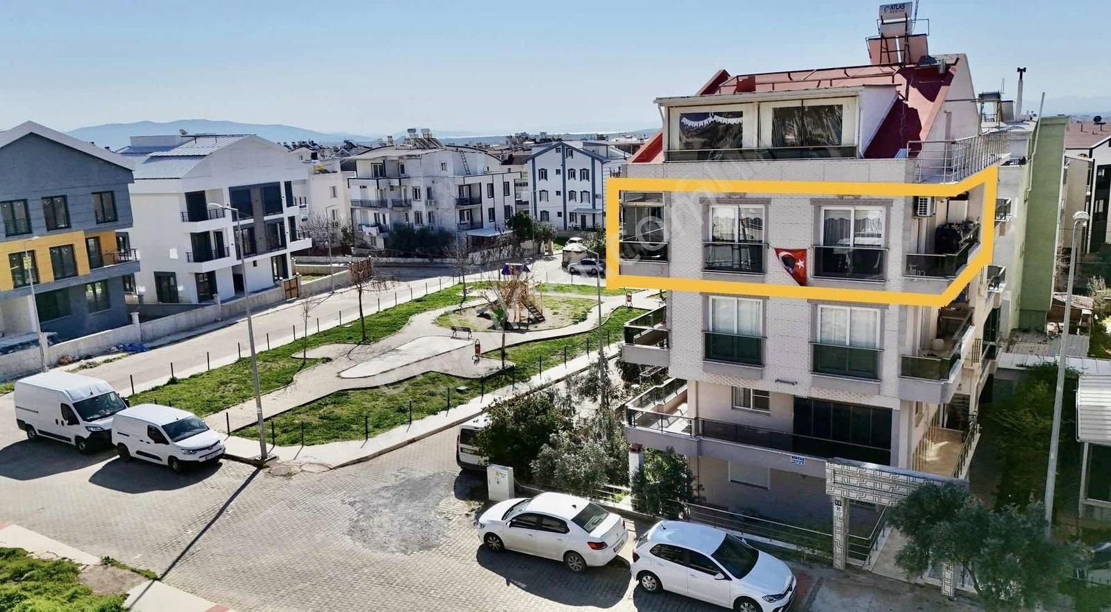 Didim Cumhuriyet Satılık Daire Çift Tarafı Park Köşe Başı Ön Cephe 2+1 Satılık Daire