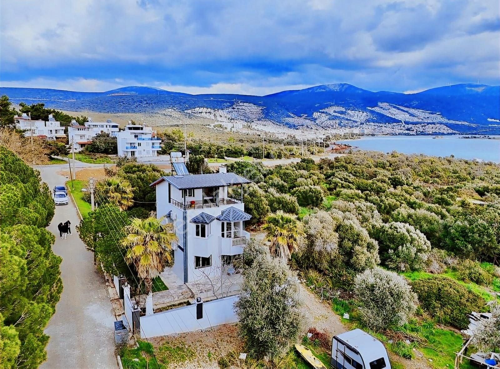 Didim Fevzipaşa Satılık Villa Hayallerdeki Deniz Manzarasına Bu Evde Kavuşabilirsiniz