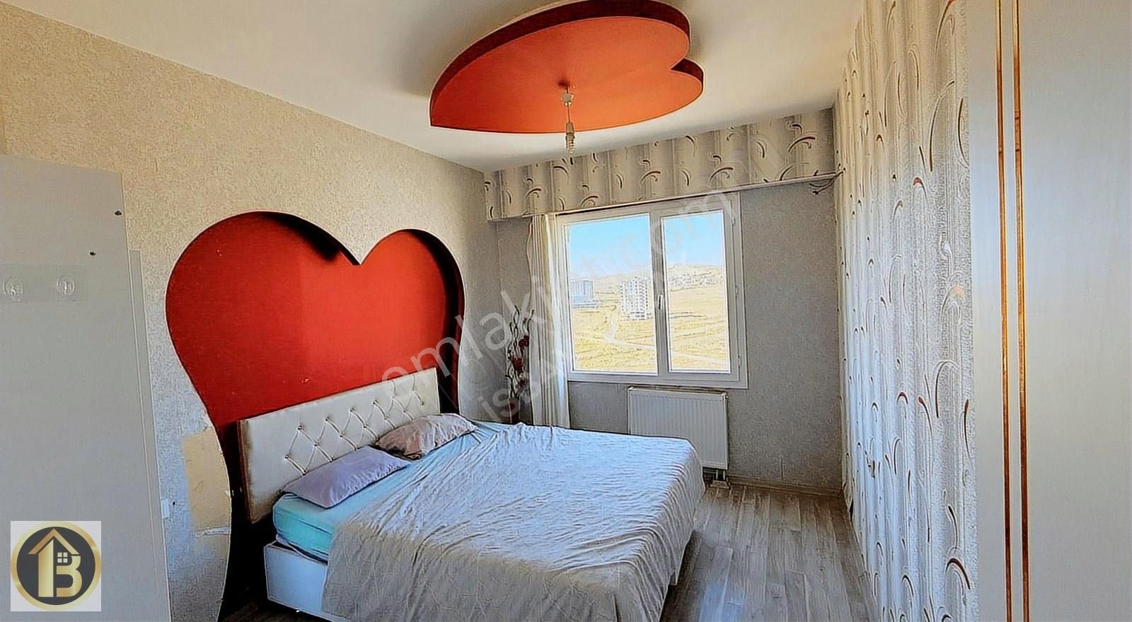 Artuklu Nur Kiralık Daire D.bakır Yolu Üzerinde Arakatta Kiralık Lüks 1+1 Daire