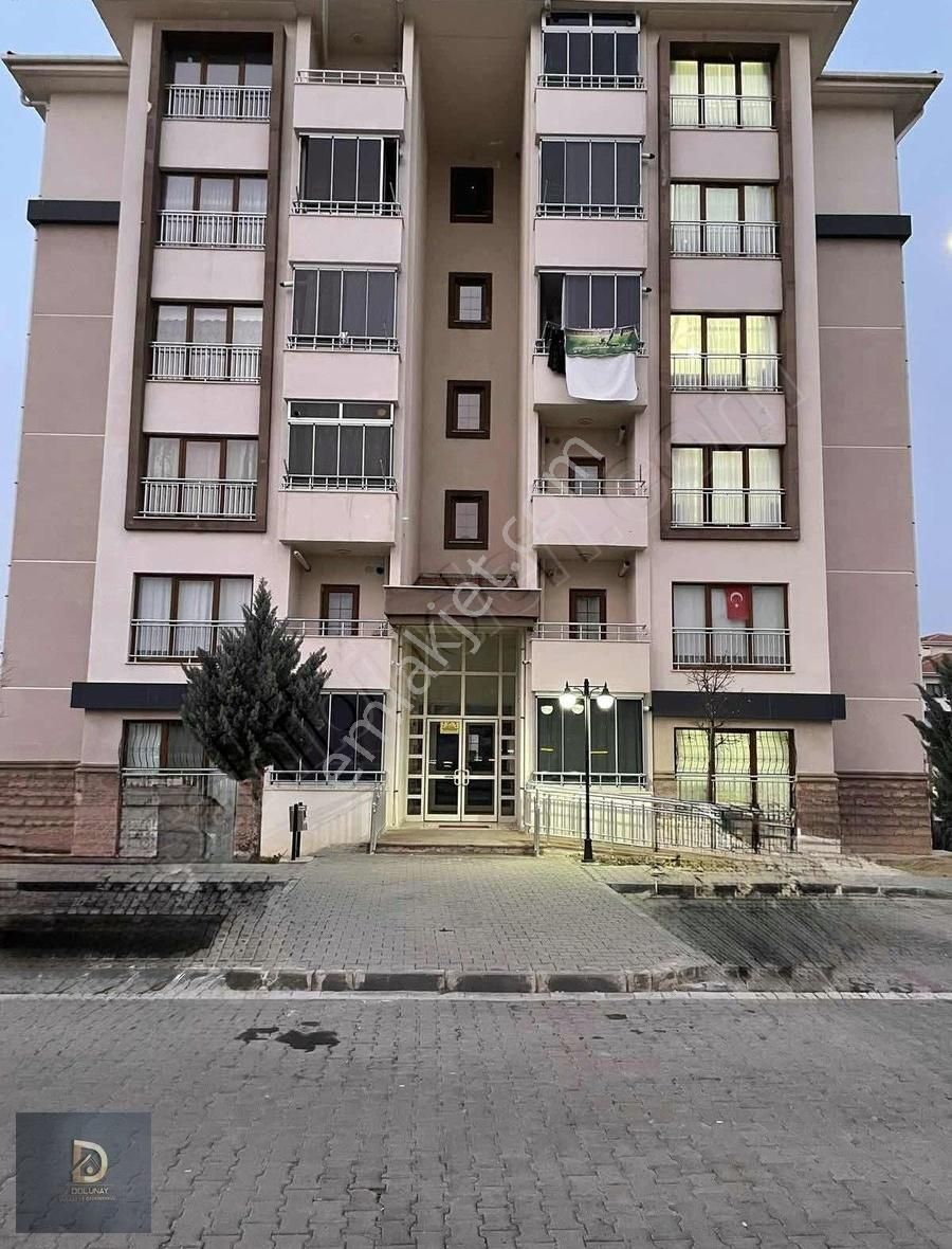 Aksaray Merkez Cumhuriyet Satılık Daire Açil Satılık Bakımlı Temiz 2+1 Son Kat