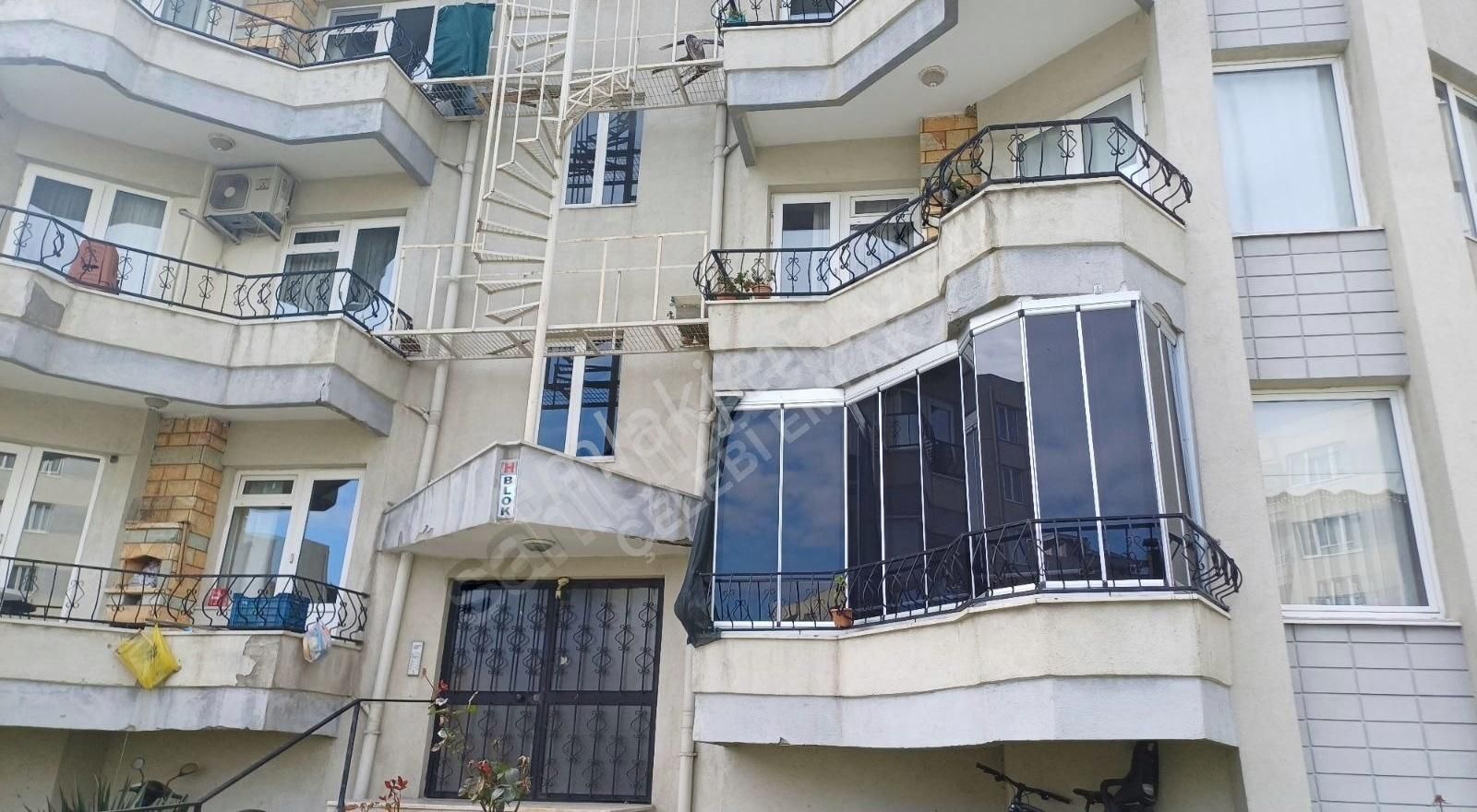 Eceabat İsmetpaşa Satılık Daire Çanakkale Eceabat Çamburnu Sitesinde Ful Deniz Manzaralı Daire