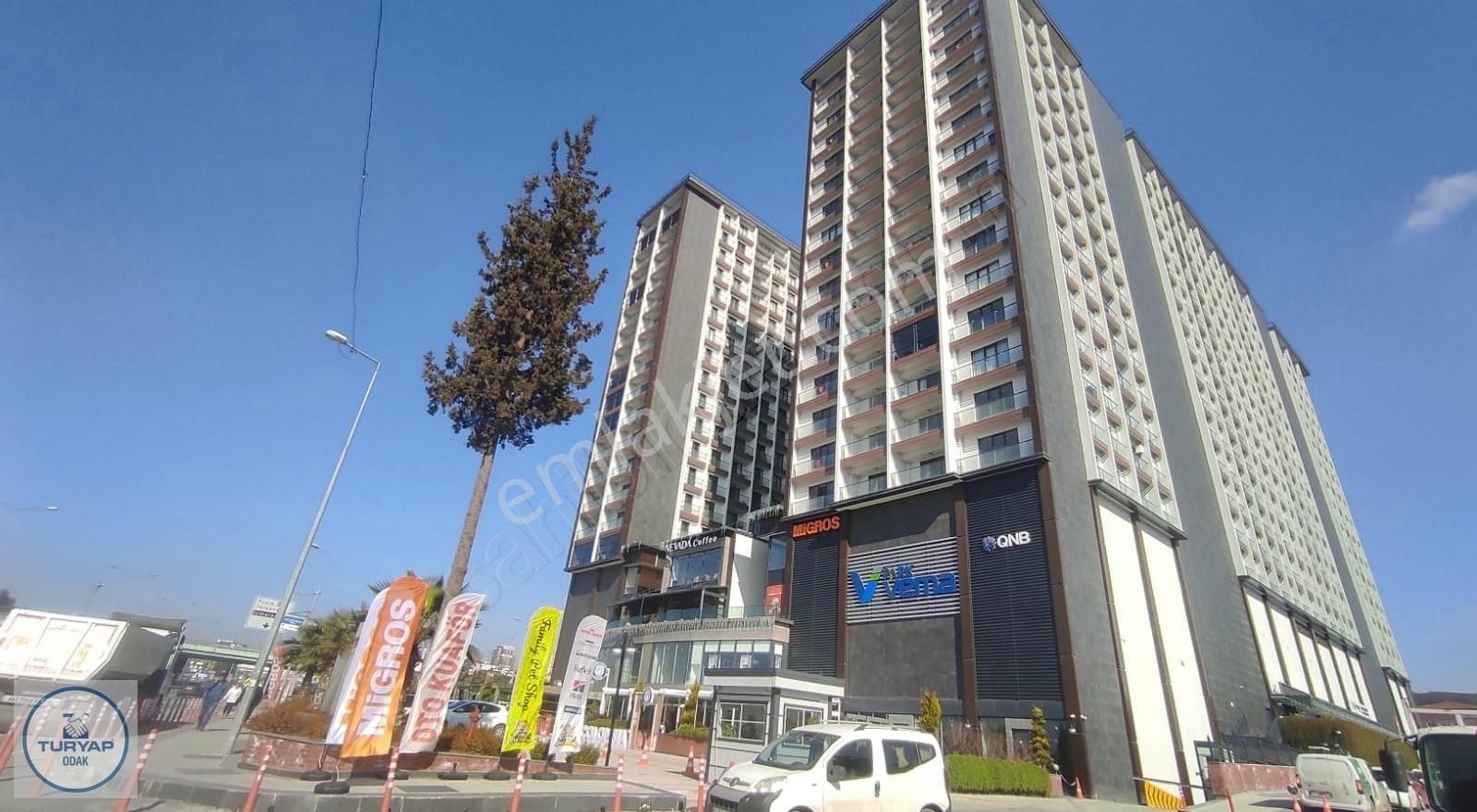 Tuzla İçmeler Kiralık Dükkan & Mağaza Tuzla Vema Alışveriş Merkezinde Kiralık Dükkan