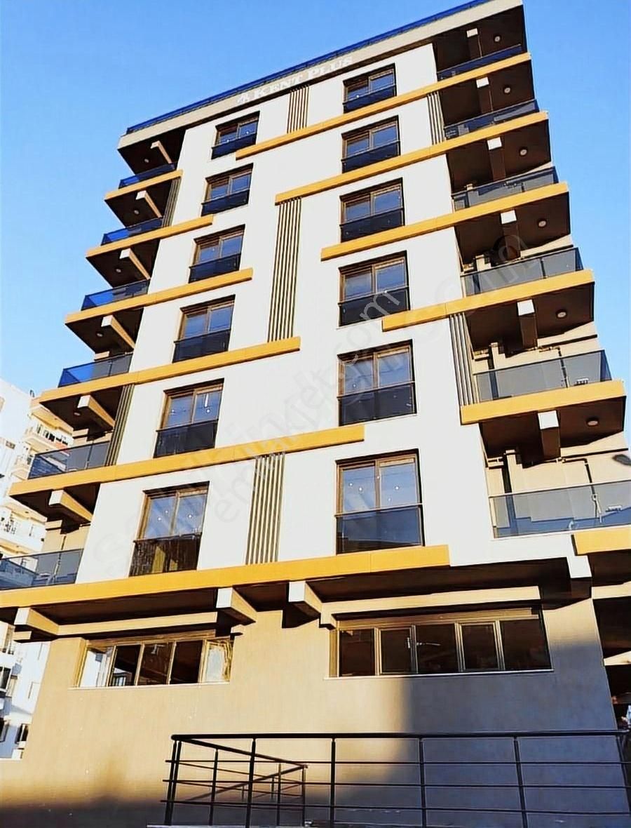 Buca Çamlıkule Satılık Daire Real Center// 2+1 Arakat Site İçin Balkonlu Lüsk Daire