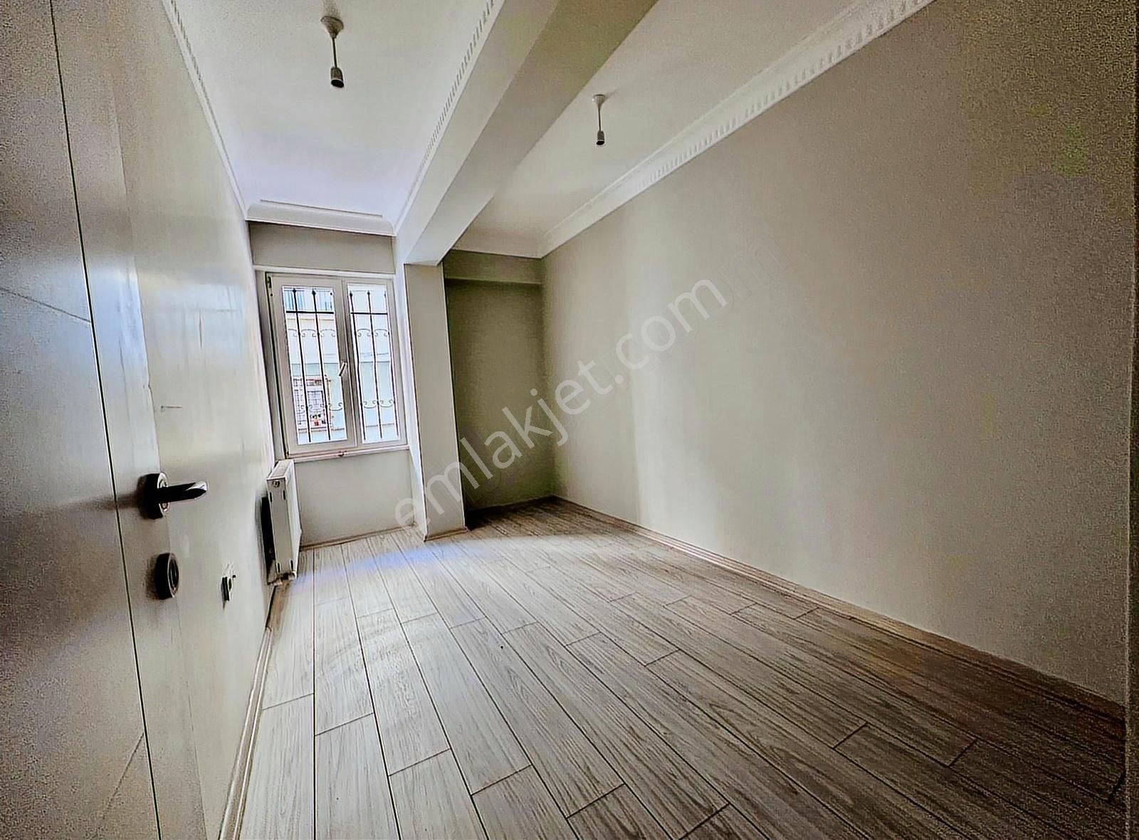 Yenibosna İtfaye Okul Yakını Satılık 1+1 Yüksek Giriş - Görsel 10