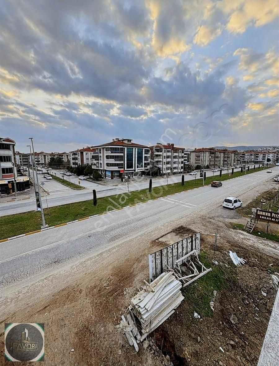 Paşaalanı Mahallesinde Satılık Lüks 2+1 Daireler