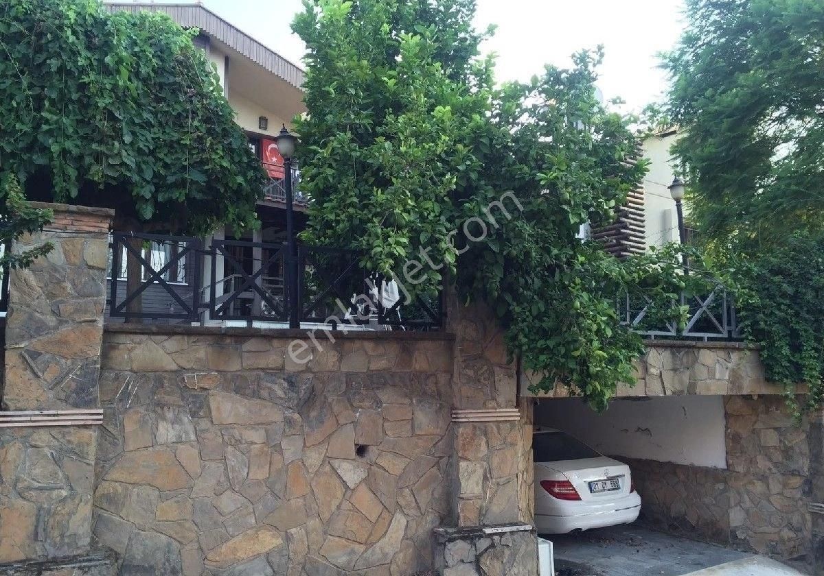 Çukurova Karslılar Satılık Villa Karslilar Da Triblexs Villa 3 Katlı