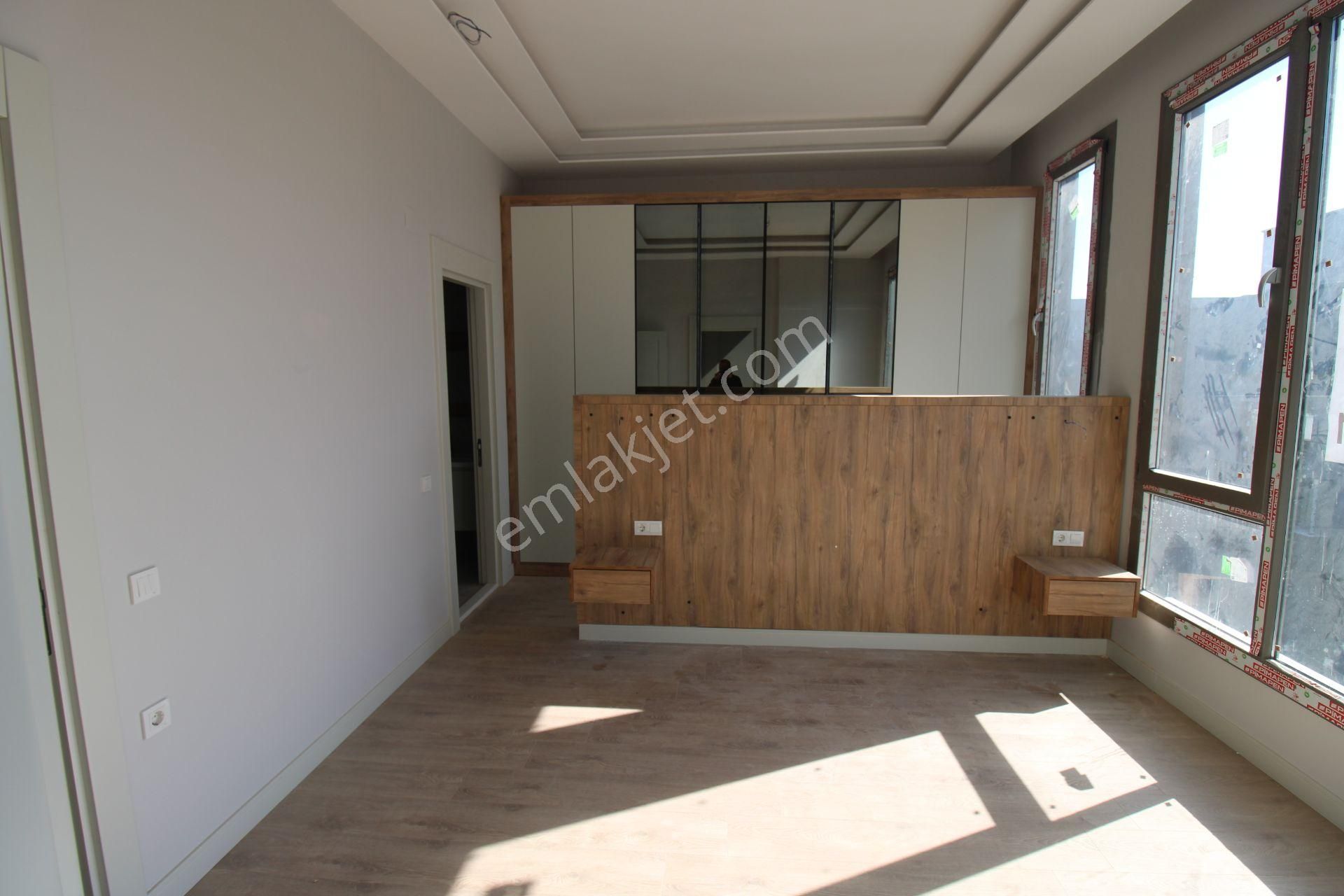 Kuyulukta Site İçerisinde Manzaralı 4+1 Villa - Görsel 22