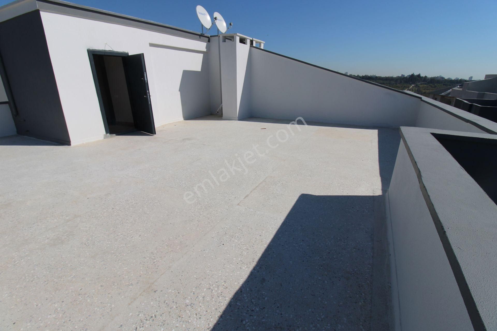 Kuyulukta Site İçerisinde Manzaralı 4+1 Villa - Görsel 28