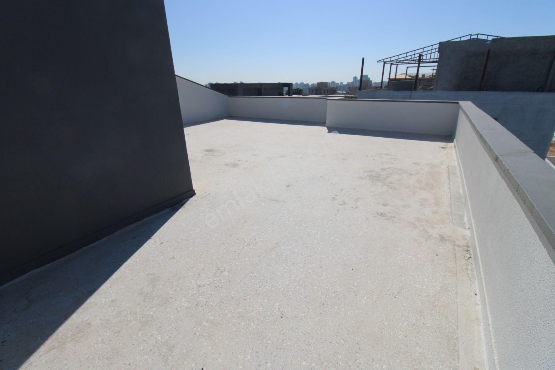 Kuyulukta Site İçerisinde Manzaralı 4+1 Villa - Görsel 27