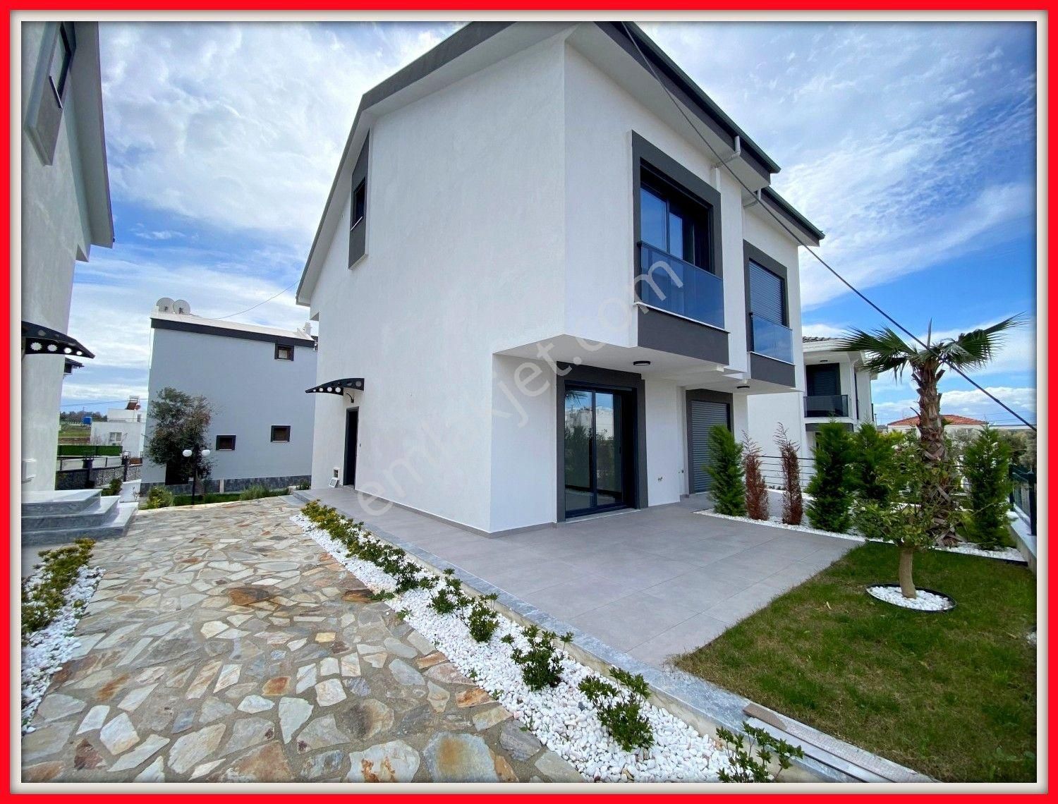 Aydın Didim Satılık Villa Didim'de Ayrı Mutfaklı Satılık Villa