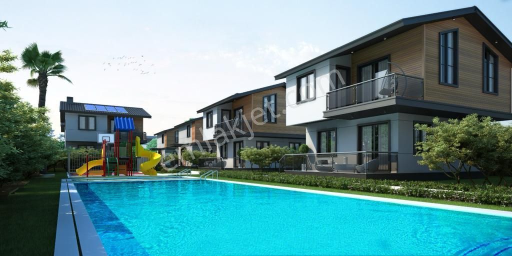 Aliağa Yenişakran Satılık Villa İzmir Aliağa Şakran'da Site İçinde Satılık 3+1 Havuzlu Villa